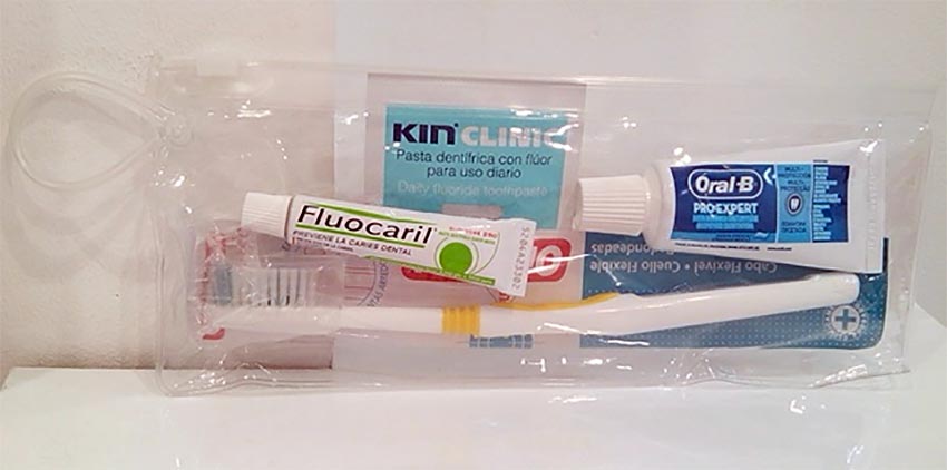 Clínica Dental Vallecas te regala un kit de viaje